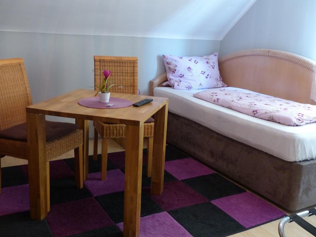 מלון ראטינגן Haus Der Gastlichkeit מראה חיצוני תמונה